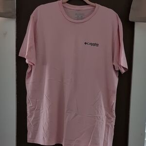 Columbia Men's Pink T-Shirt